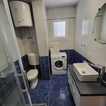 Nikmar Apartment