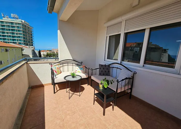 Nikmar Apartment Makarska