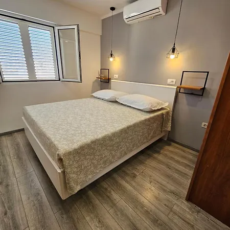 Apartment Nikmar Makarska